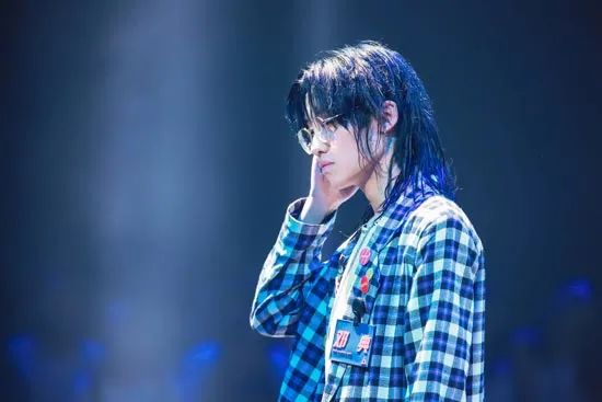 从“做作”到真实，唱歌始终是他最能表达自己的事