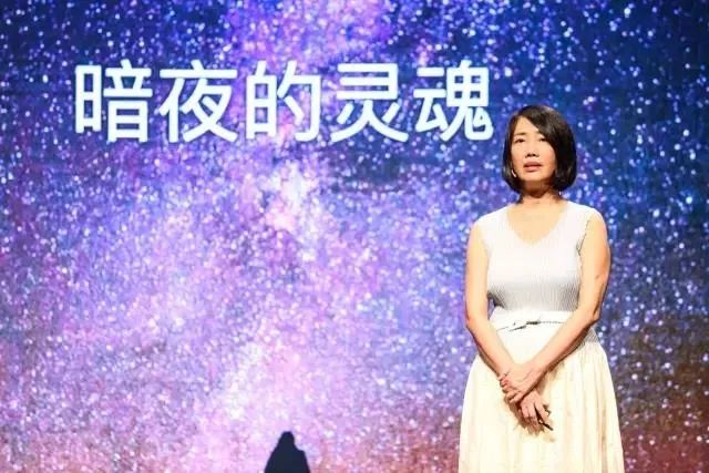 “太累了，撑不下去了”：这些与抑郁症相关的事