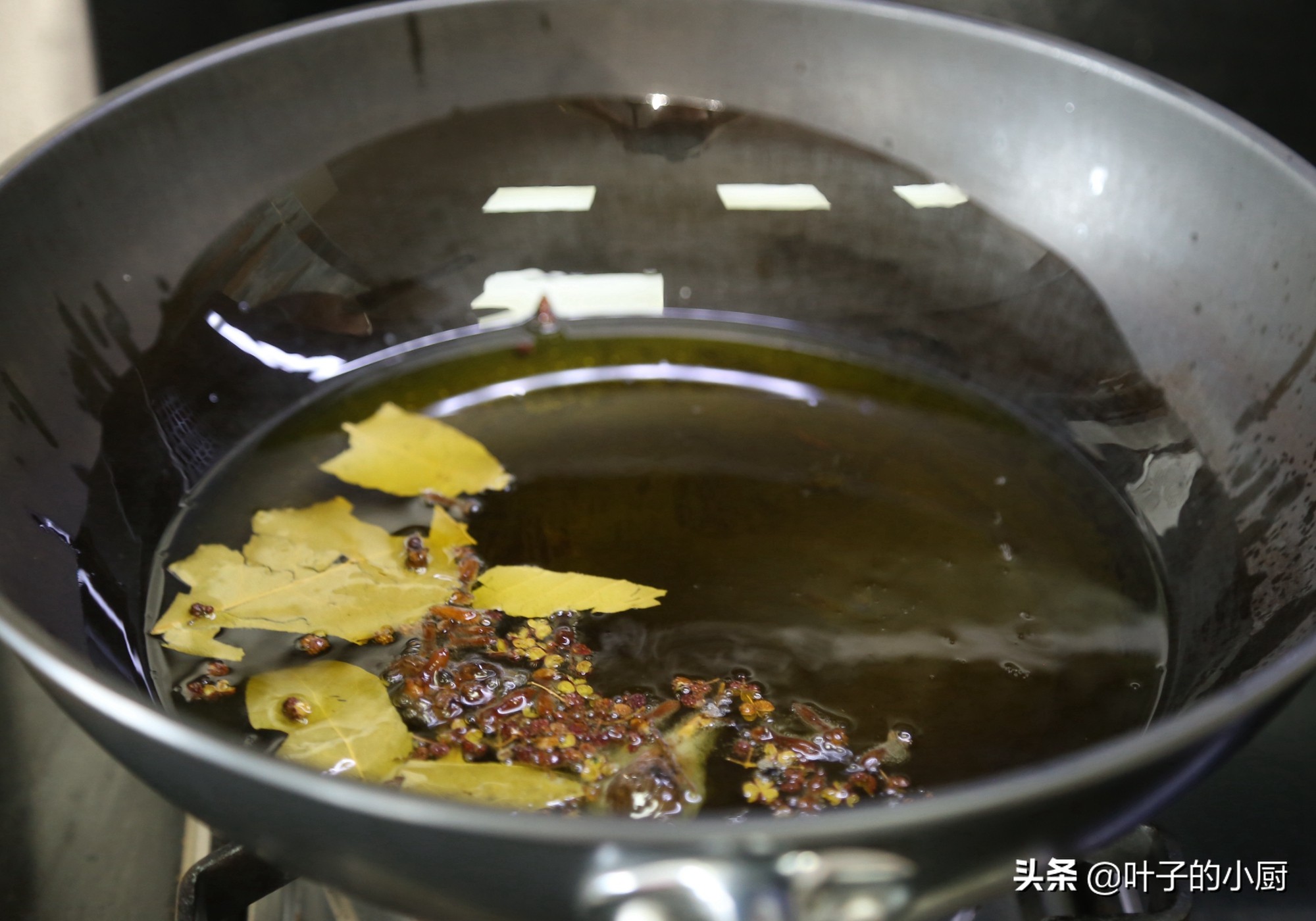 秘制蒜蓉辣酱发酸还能吃吗,正宗蒜蓉辣酱配方大全