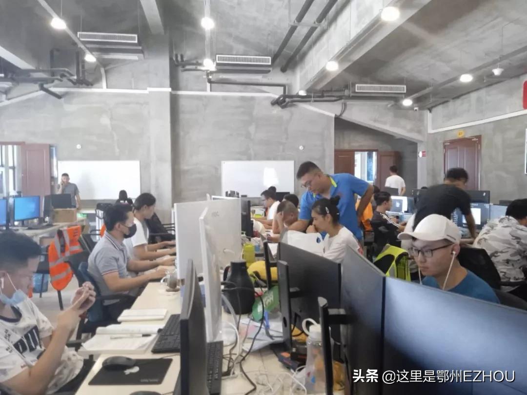 鄂州市有几个飞机机场,鄂州两个机场