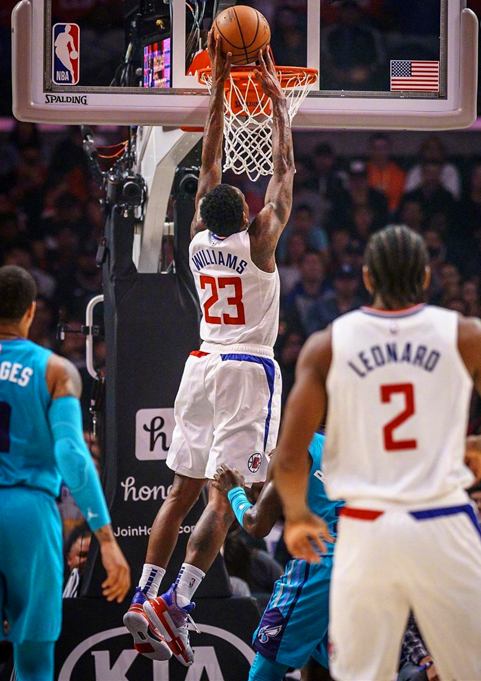 美媒快船末节逆转篮网队,美媒谈快船胜凯尔特人