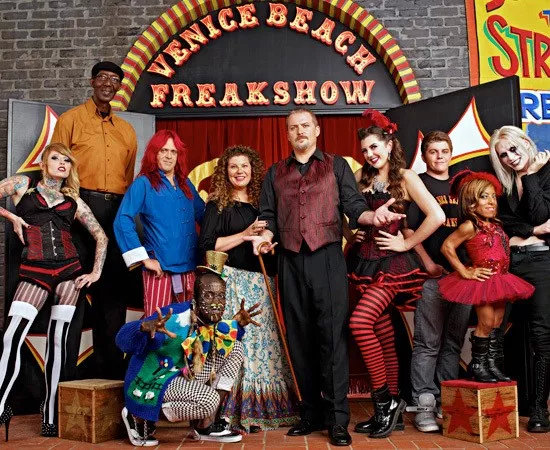 他用罪恶对抗悲惨命运，生理缺陷活被当成杀人利器