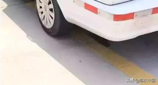 科目二倒车入库技巧与方法详解,科目二倒车入库技巧讲解简单易懂