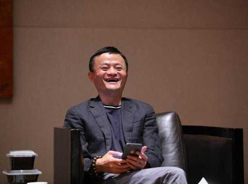 淘宝买不到导弹吧？马云被以色列总理刁难，他机智反击，一箭双雕