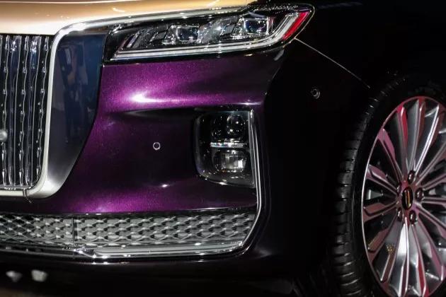 敢在人民大会堂开发布会的品牌看完我大写的服了