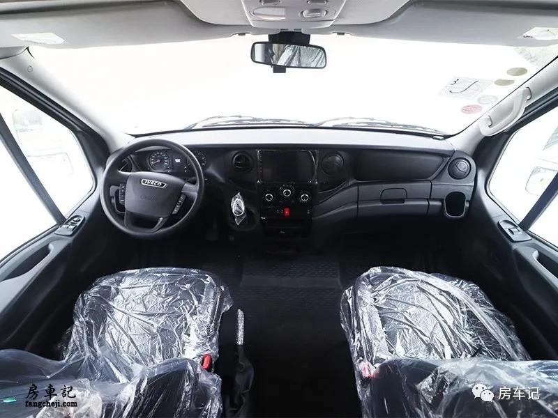 隆翠凯歌双拓展房车,隆翠房车凯歌c620中国红