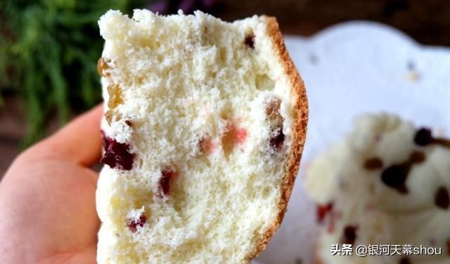 如何做蛋糕简易版无需烤箱电饭煲,电饭煲怎么做蛋糕不用牛奶蛋糕粉