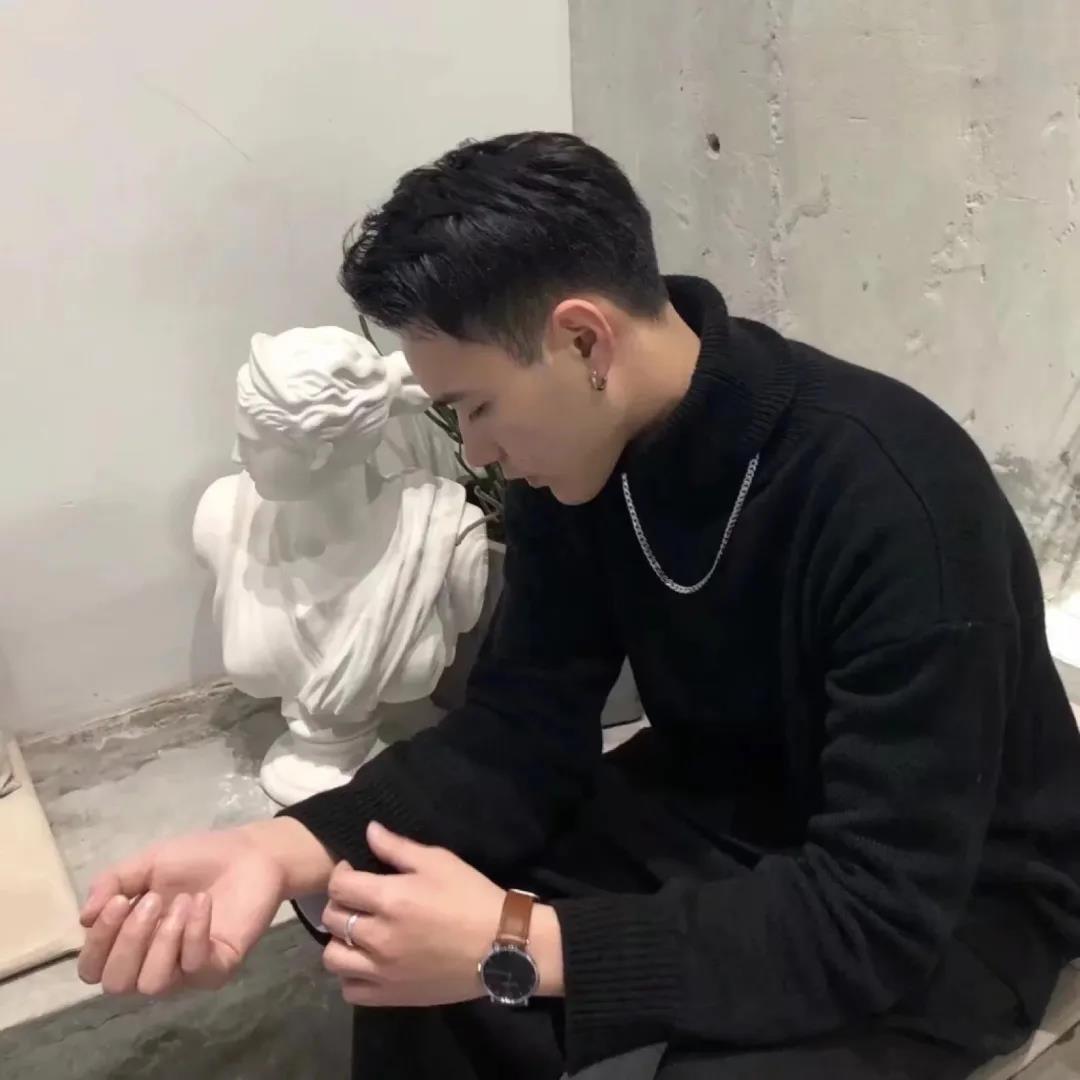 微信昵称大全男生成熟稳重大气,男生游戏昵称简短好听霸气