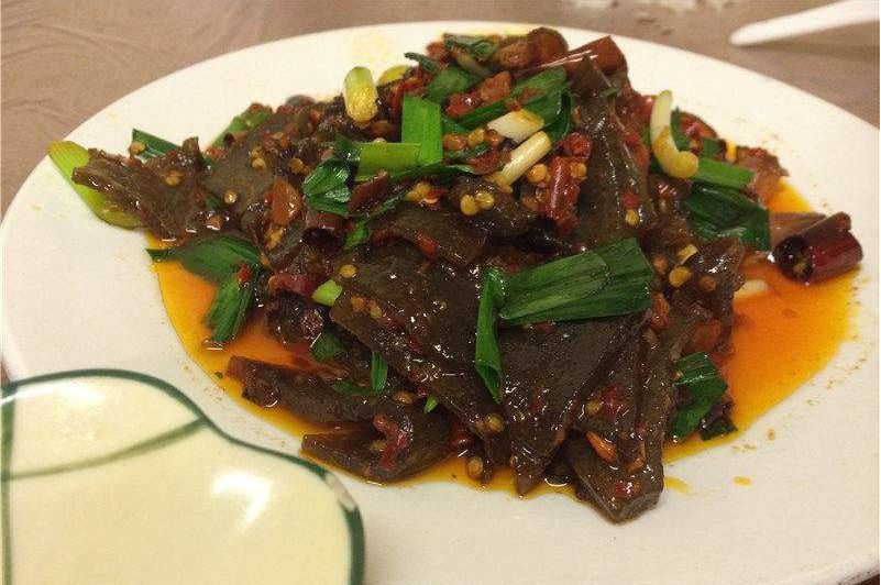 各地的腊肉做法,东莞晒腊肉10斤肉配方多少盐