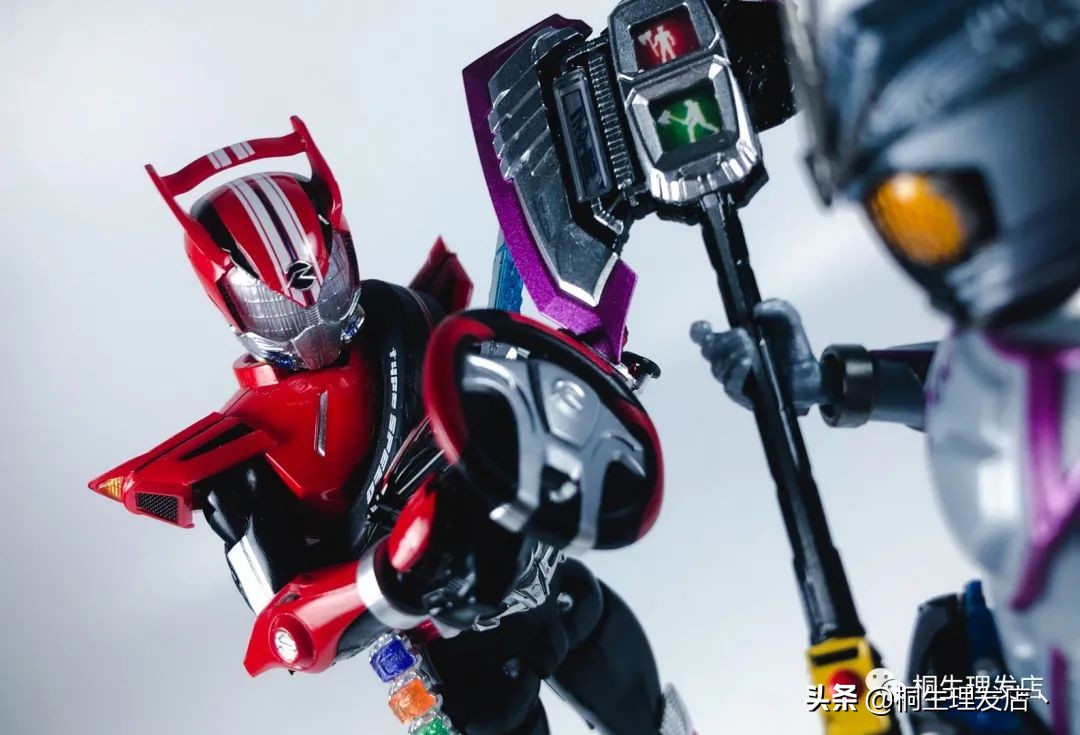 座驾最贵的假面骑士！假面骑士Drive驰骑shf测评