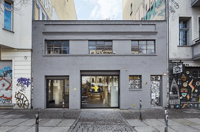 从濒临倒闭到年营收25万,从濒临倒闭到市值266亿