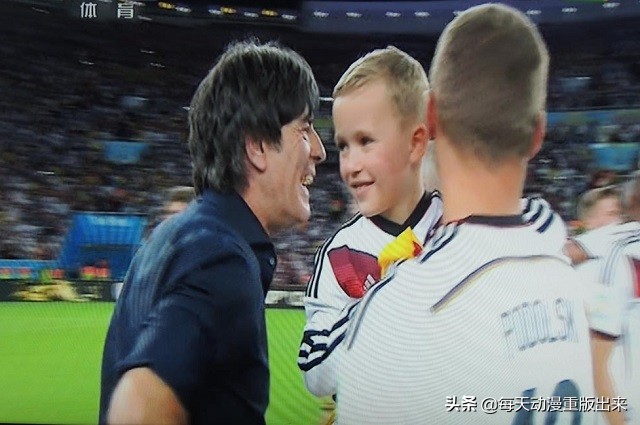 待到德国捧杯时家祭何须告乃翁2014巴西，我见证了夏天的童话