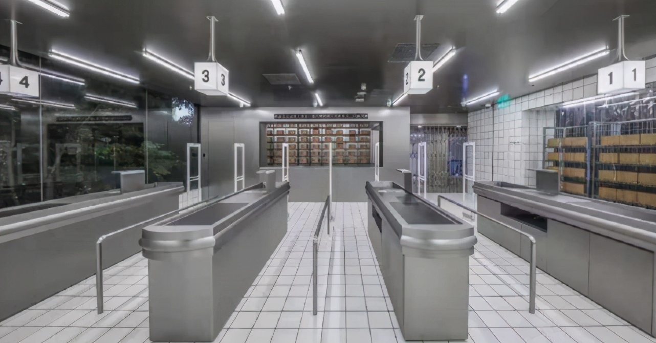 零售届海底捞为何火出圈,海底捞商业技巧有哪些