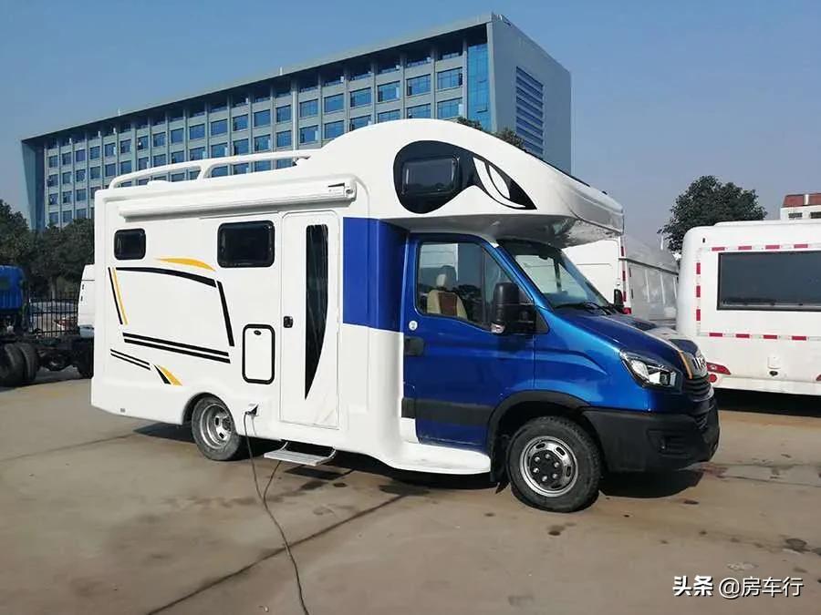 程力h500升顶露台房车官网,湖北程力房车30万元以下c型