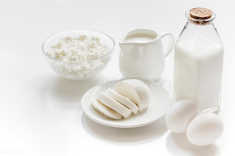 闭经是哪些原因造成的闭经,月经闭经前有什么症状