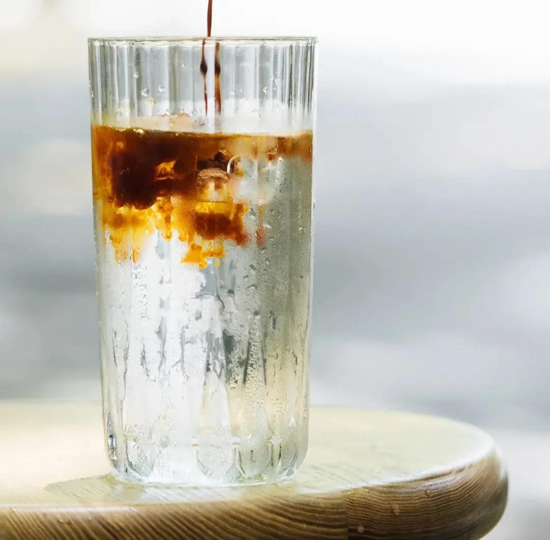 奶茶店1万工资,奶茶店打工月薪一万