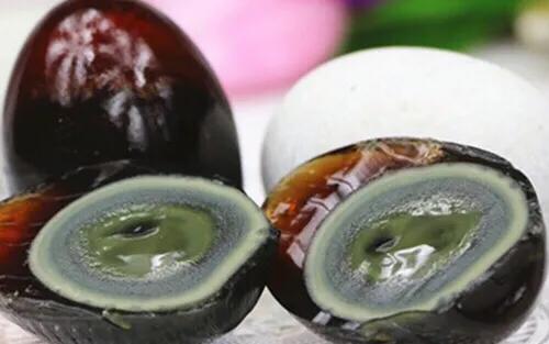 蛋怎么变成松花蛋,带皮的松花蛋怎么处理
