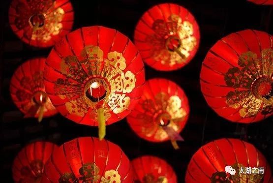 关于过春节的短诗词,10首描写春节的诗词佳句