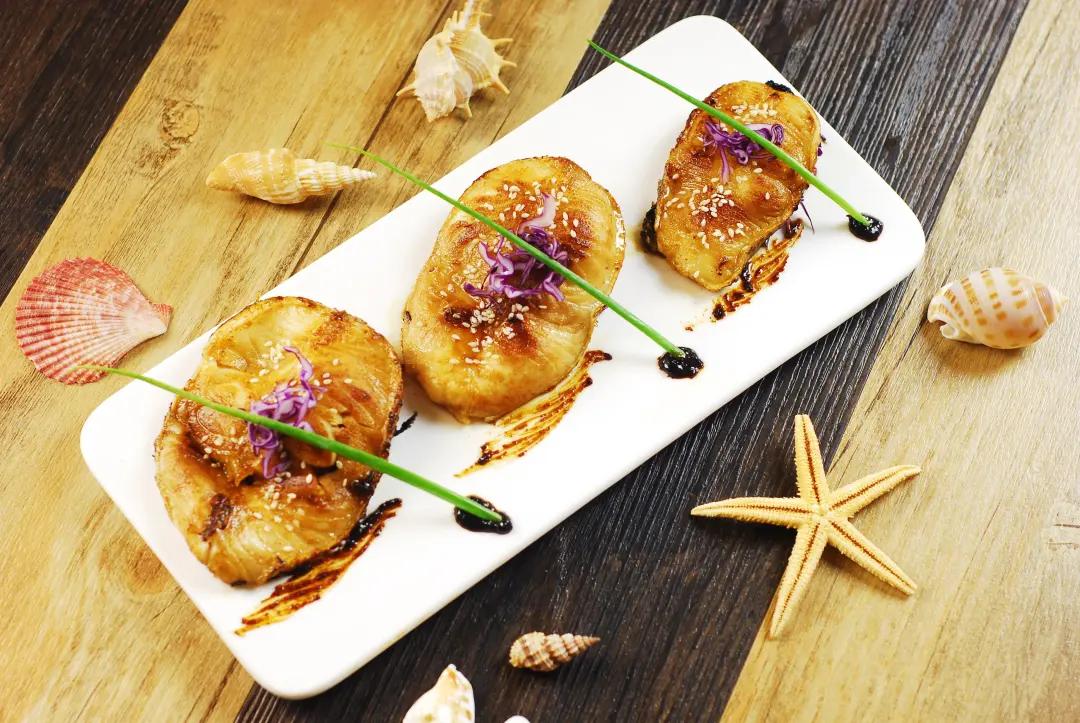 银鳕鱼和油鳕鱼有何区别,银鳕鱼和鳕鱼的营养区别