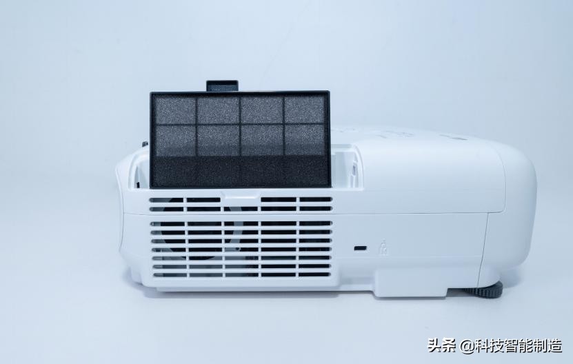 新手也能做好投影机选择题—爱普生CH-TW610投影机全面对比评测