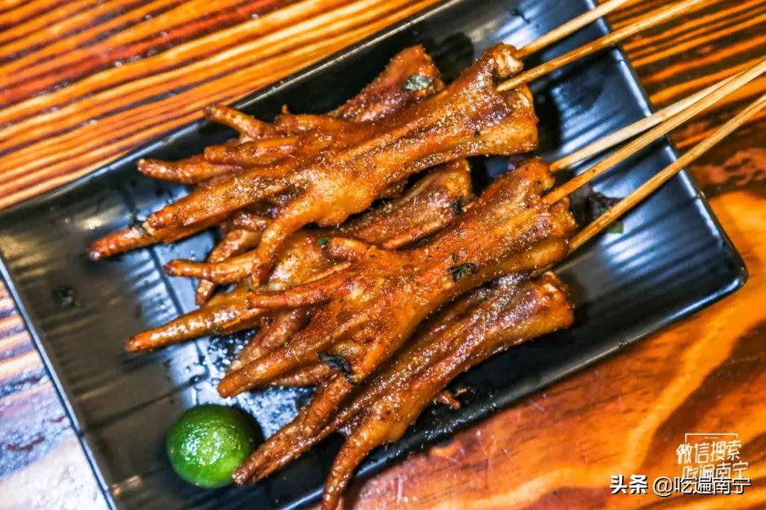 南宁东盟商务区烧烤摊,南宁2021烧烤店铺排行榜前十名