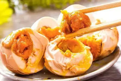 天津特色小吃被称为津门三绝 (天津风味小吃中的三绝之一)