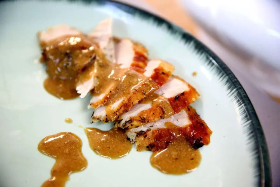 投资10亿，坐标布吉，这是一所被低估的宝藏学校