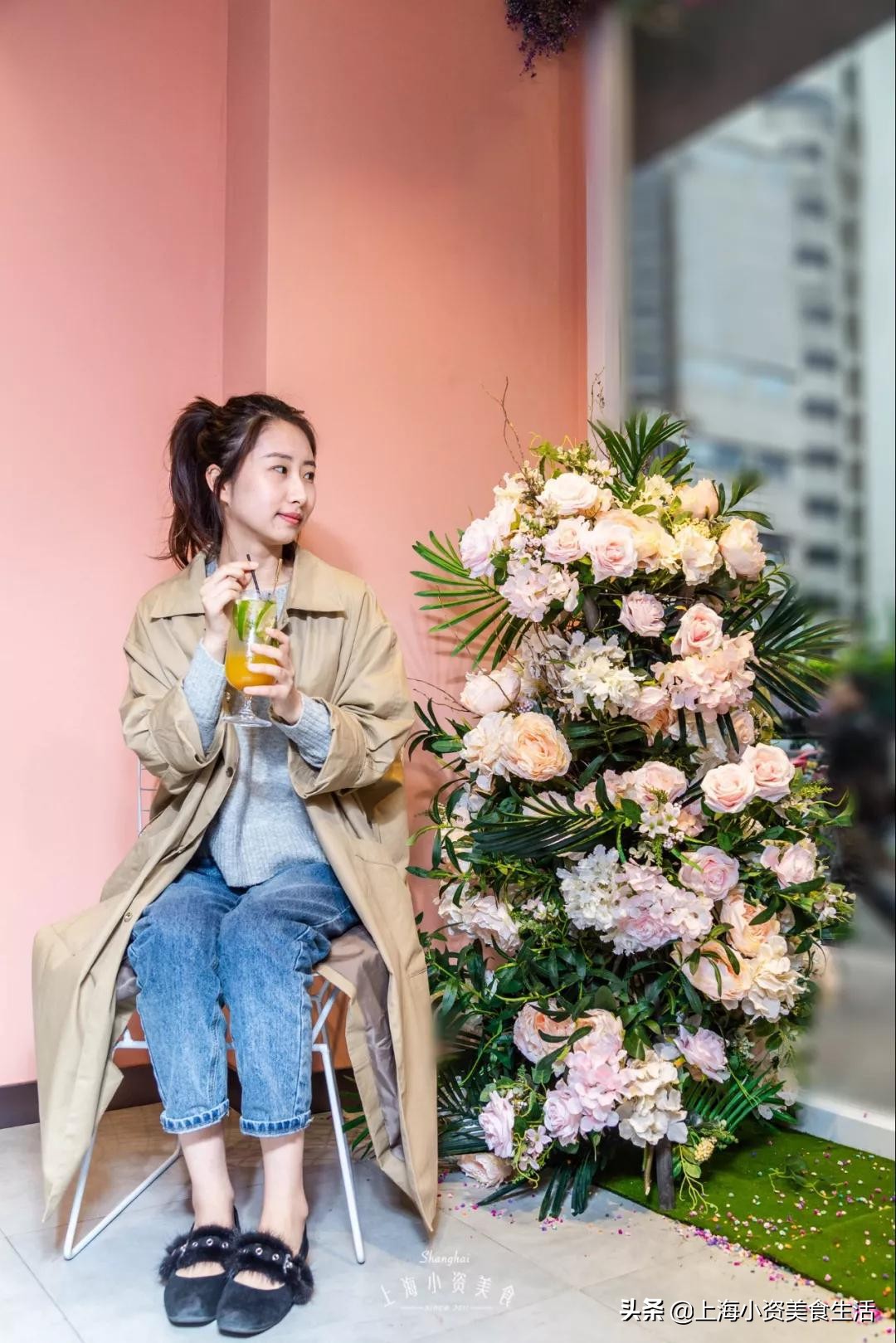 人广新开宝藏甜品店，把小笼包做成了慕斯蛋糕！