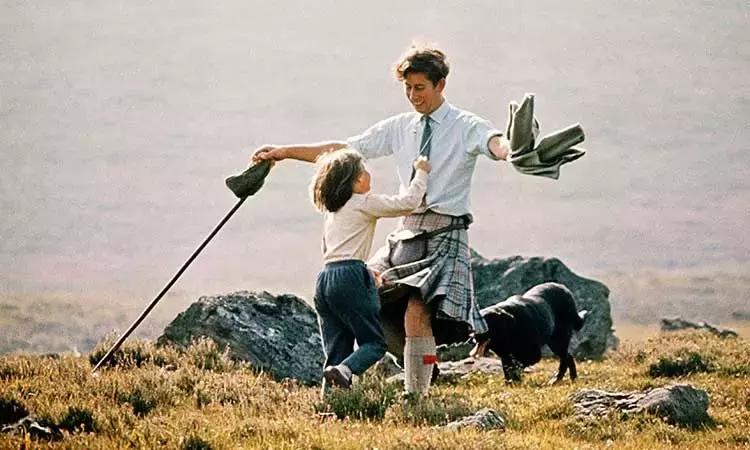 93岁女王年年放暑假！深扒女王秘密“朋友圈”，看看她都玩些啥