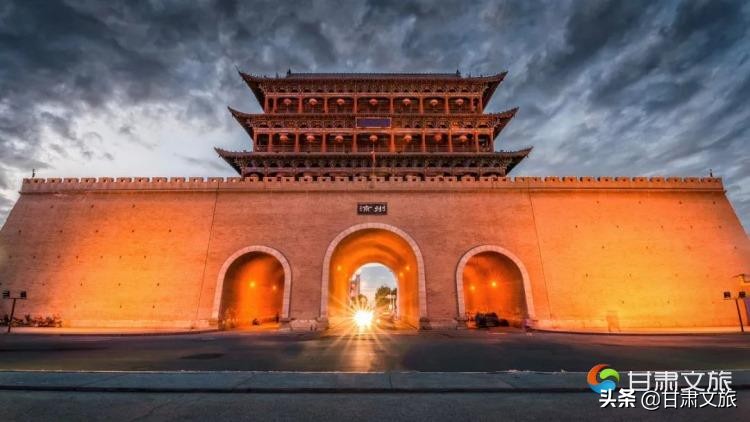 姝﹀▉浼犲,浼犲涔嬪煄鍏湞鍙ら兘