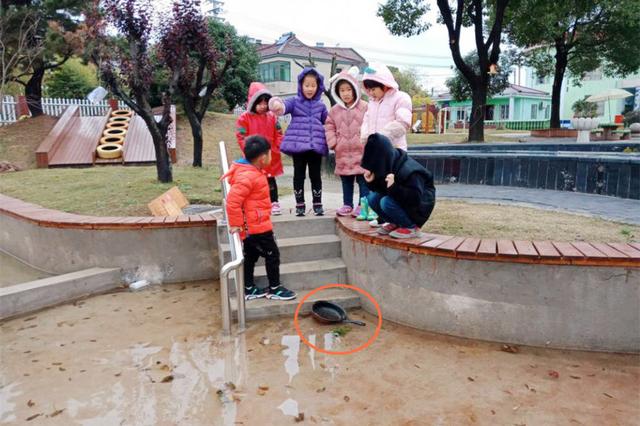 小小的船儿朗诵合拍,小小的船儿课文宣讲