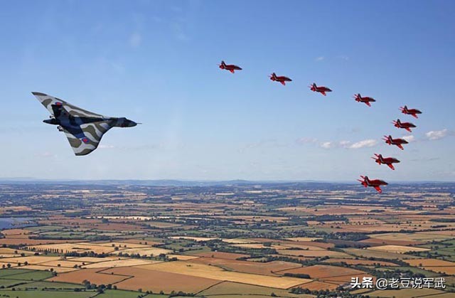 英国轰炸机v型,英国3v轰炸机