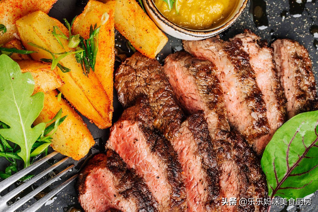 在减脂期,吃晚餐要牢记“5不要”,合理减脂,掉秤还不缺营养