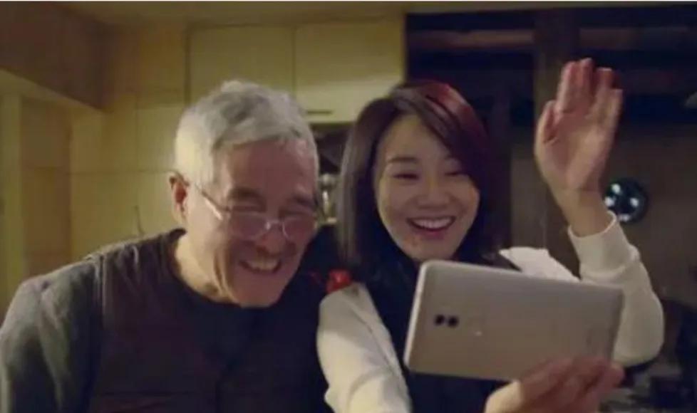 49岁闫妮与赵本山近况,闫妮自曝曾与赵本山关系