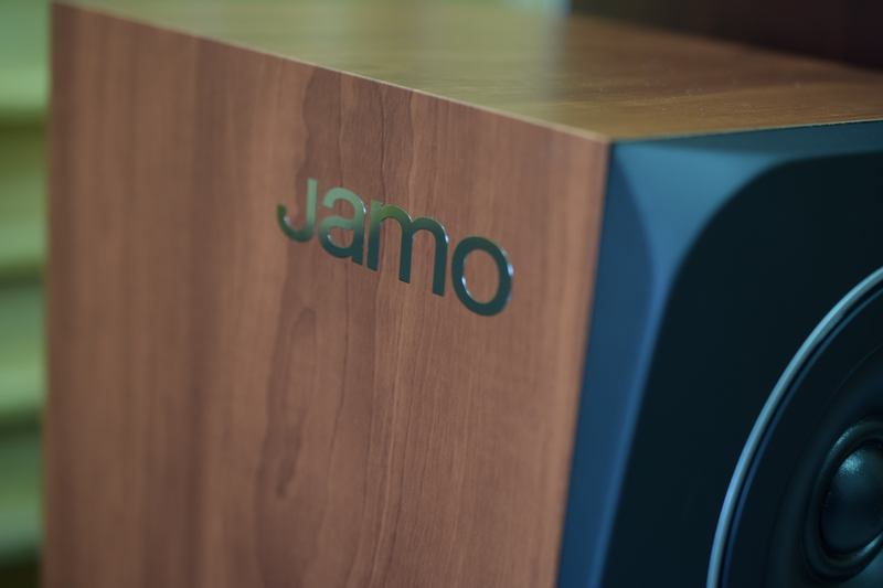 谁才是性价比之王？德法丹美五款入门HIFI书架箱对比横评