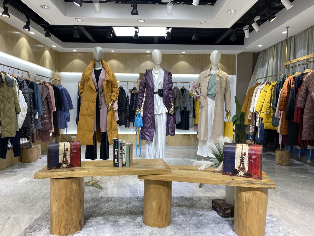 imili旗舰店,艺梦来女装尾货批发