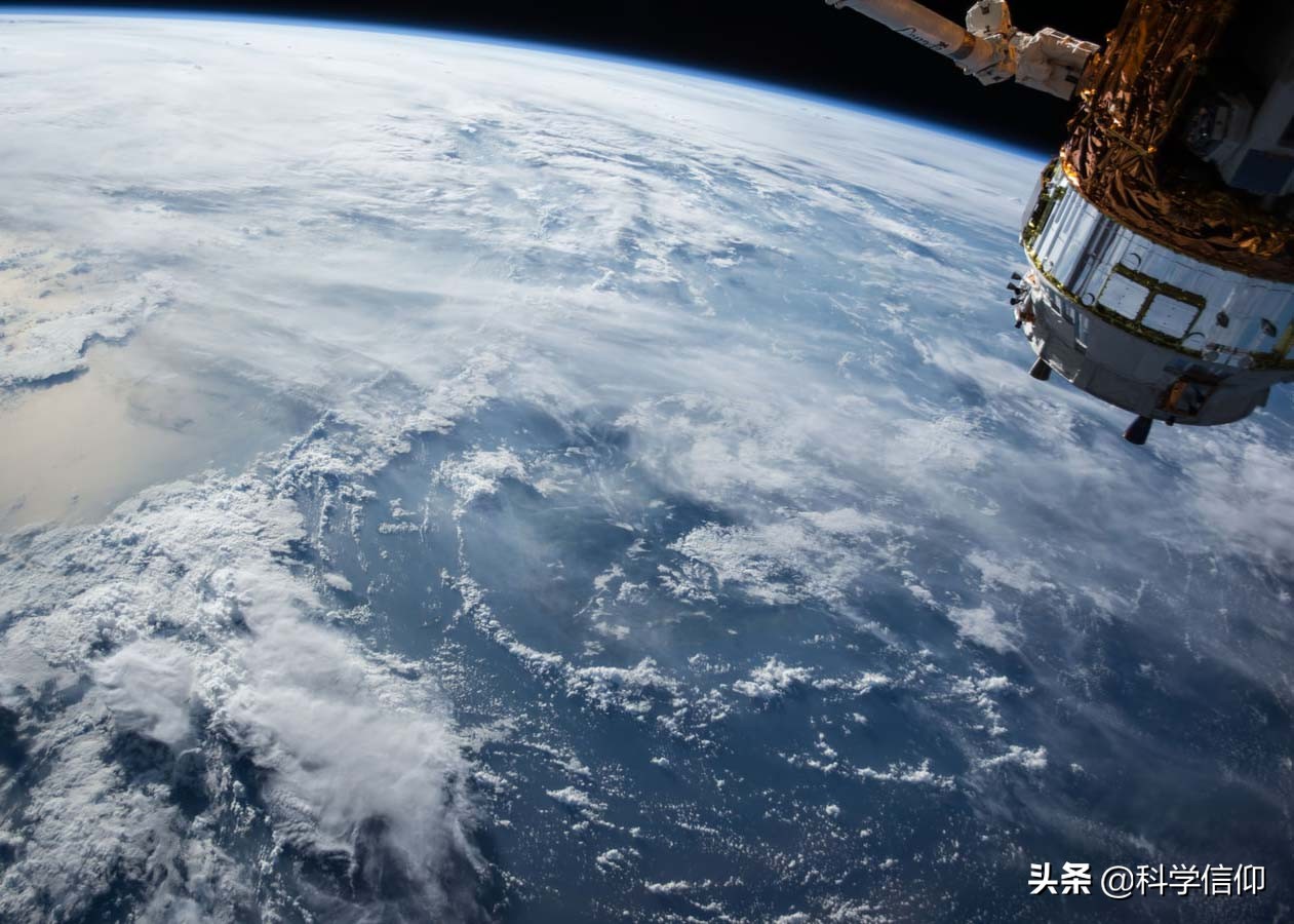 围绕卫星的星球叫什么名字,绕着卫星转的天体叫行星错还是对