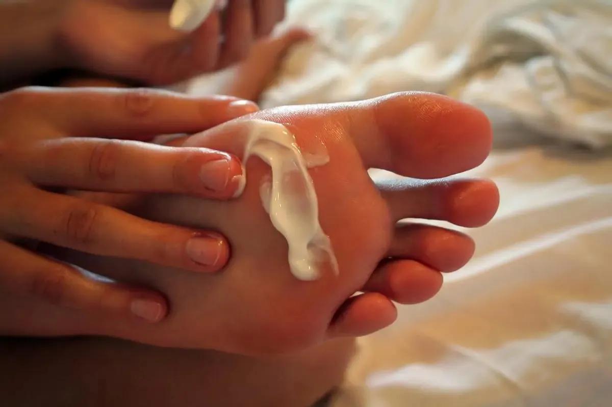 大病脚先知四种表现,大病来临脚先知