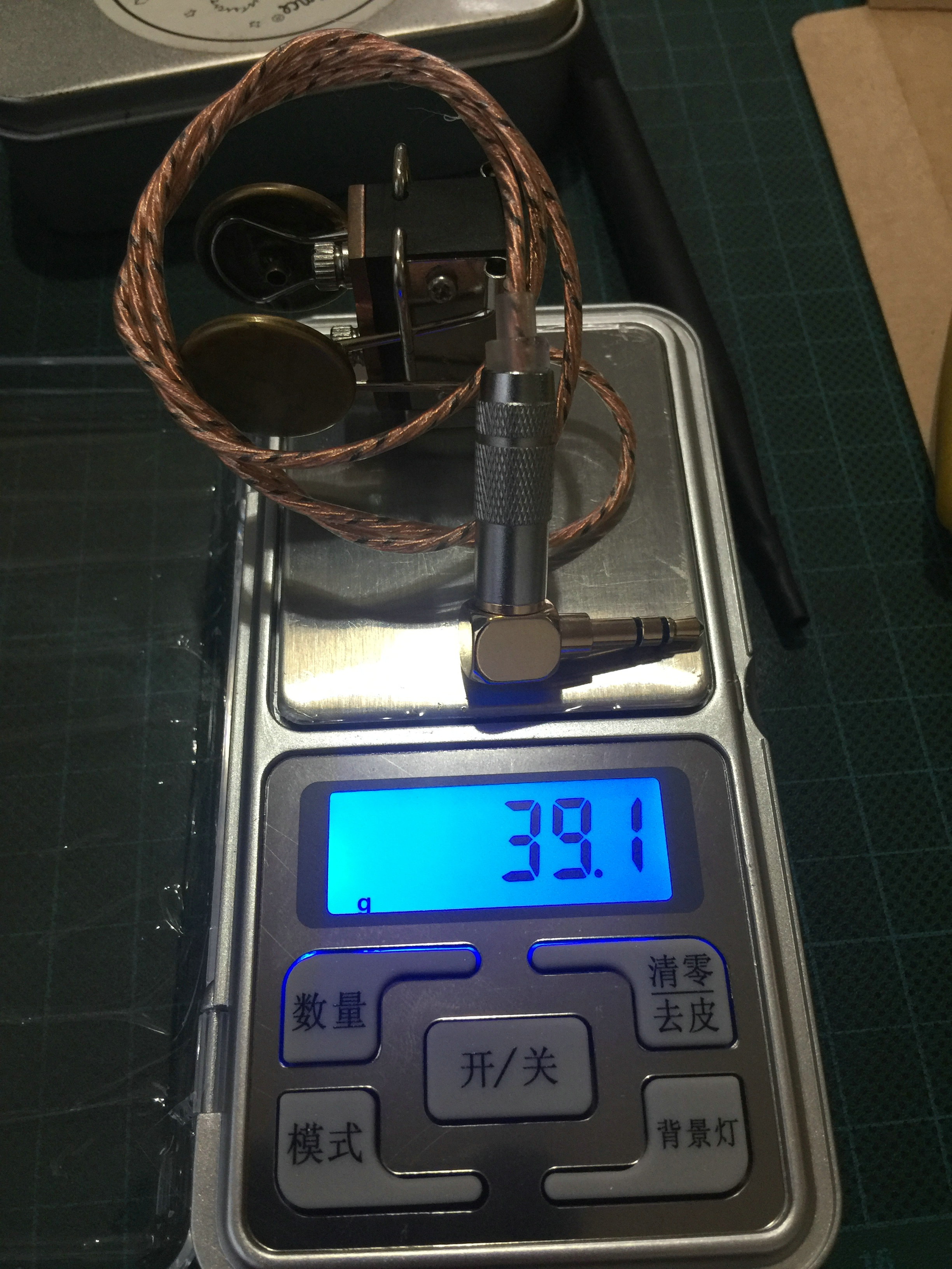 看这位爱好者DIY的夹子双桨自动键怎么样？