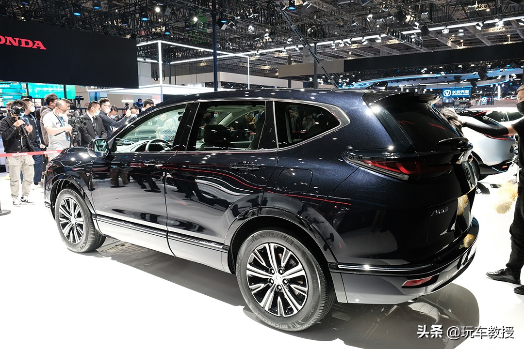 本田皓影插电phev版,本田suv皓影混动phev红色