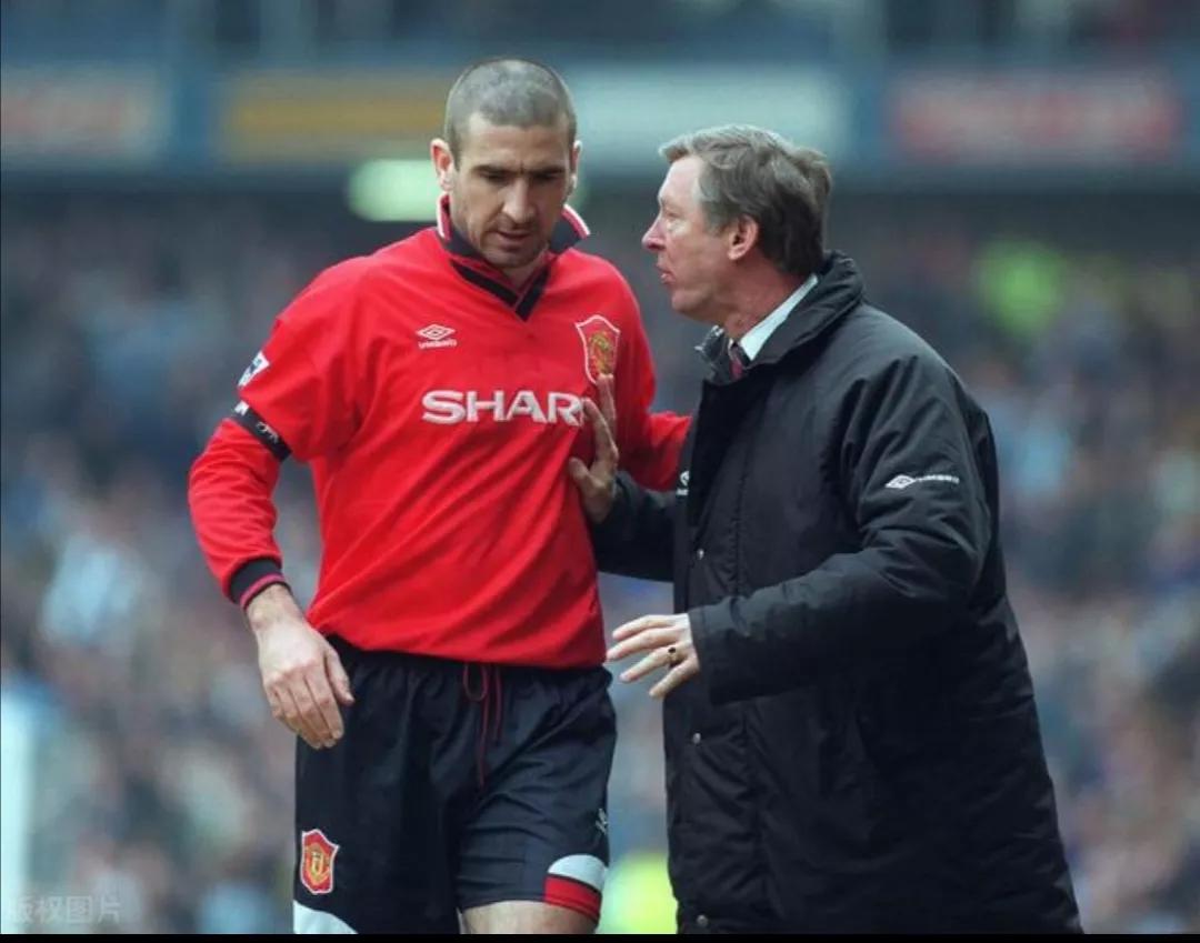 曼联历任身披7号球衣,穿着7号球衣的篮球巨星