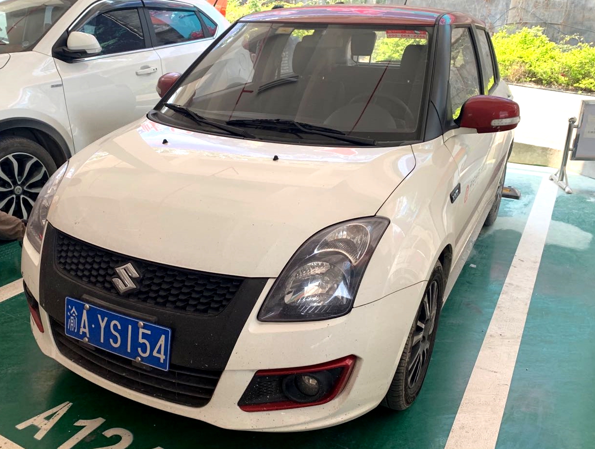 试驾长安铃木雨燕,长安新款雨燕