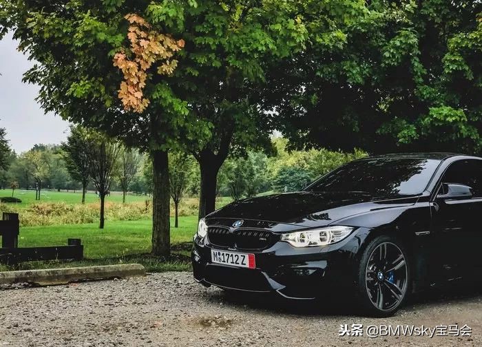 哪一台宝马适合改装m4,买bmw送什么礼品