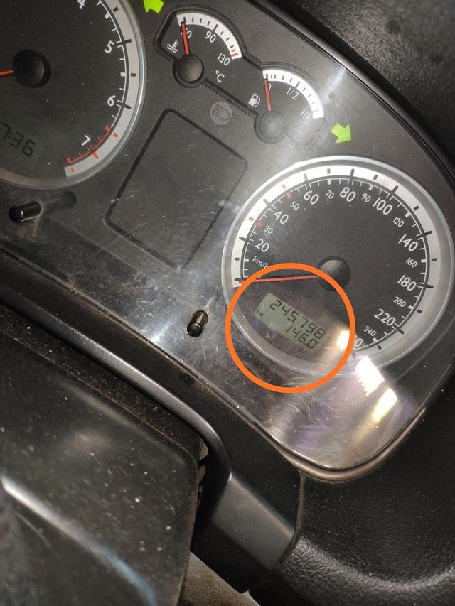 15年车龄的大众宝来水壶高温开锅,经过检查后发现一堆水管要更换