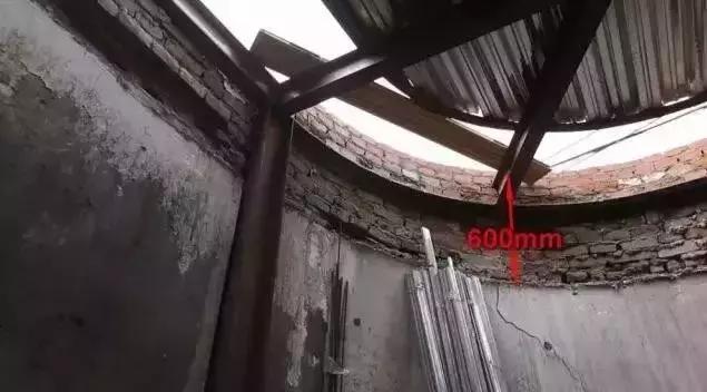 北京一家5口19平米老房子,北京人一家三口12.8平方蜗居