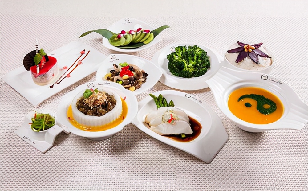 女性来例假为什么会有血疙瘩,经期掉出来大块血块像肉怎么回事