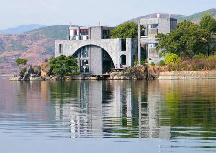 杨丽萍豪宅被封,杨丽萍3500万豪宅被封