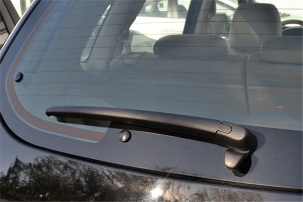 油箱用什么材料做的,油箱是什么塑料做的