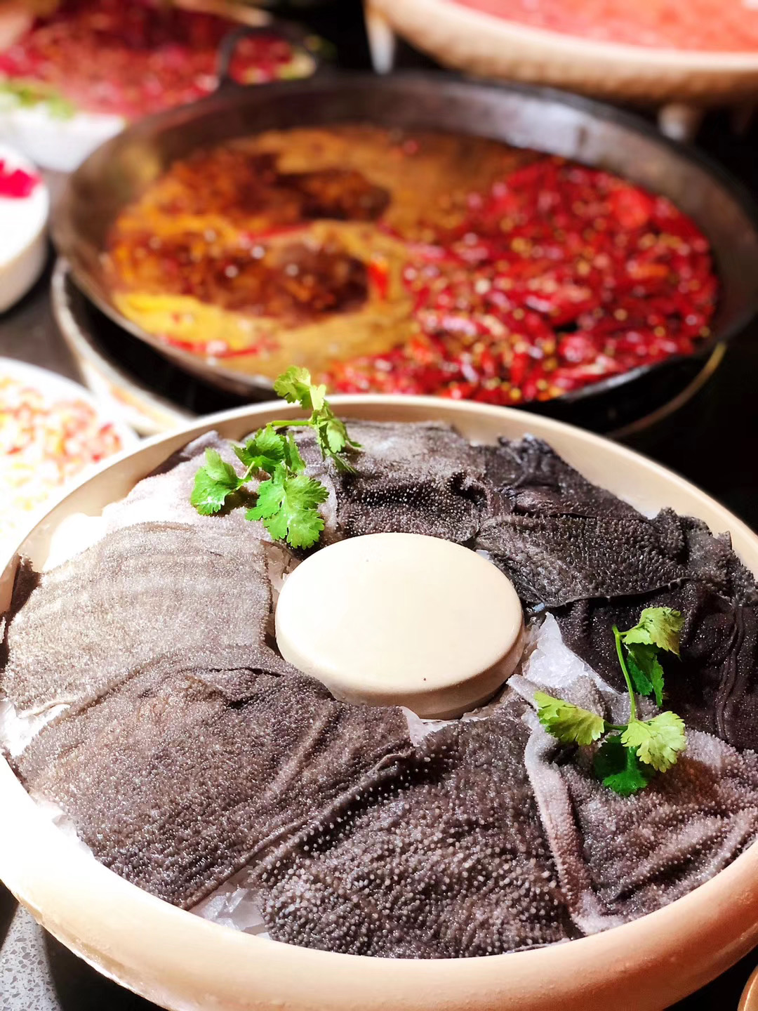 天冷了来一起吃个火锅吧,天冷了来一份火锅吧