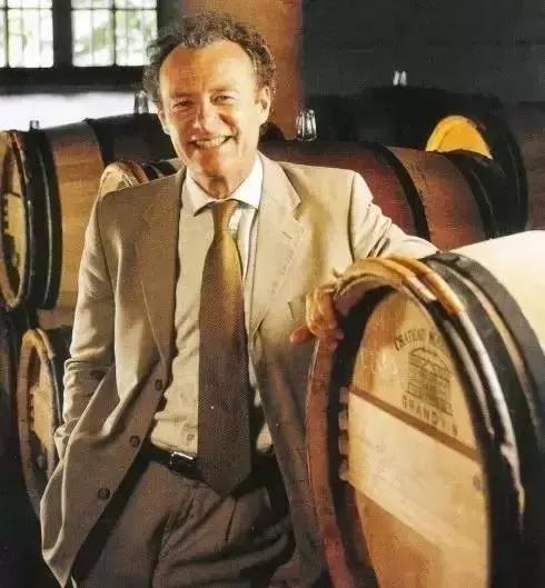 木桐玛歌拉图柏图斯康帝红酒,拉菲拉图玛歌木桐哪个性价比高